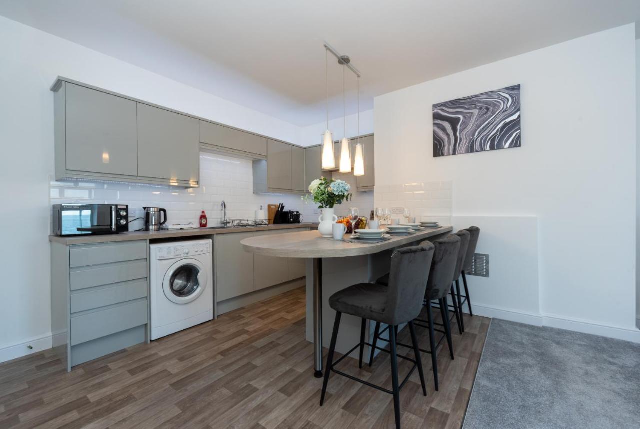 Sea Views Modern Two Bedroom Apartment ローストフト エクステリア 写真