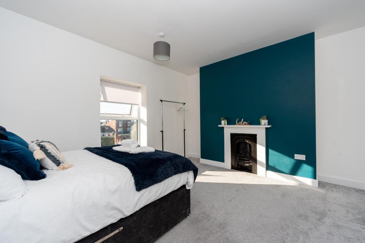 Sea Views Modern Two Bedroom Apartment ローストフト エクステリア 写真