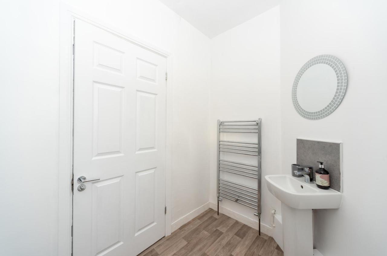 Sea Views Modern Two Bedroom Apartment ローストフト エクステリア 写真